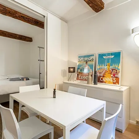 Apartament Charming 1-bedroom With Ac Close Palais *